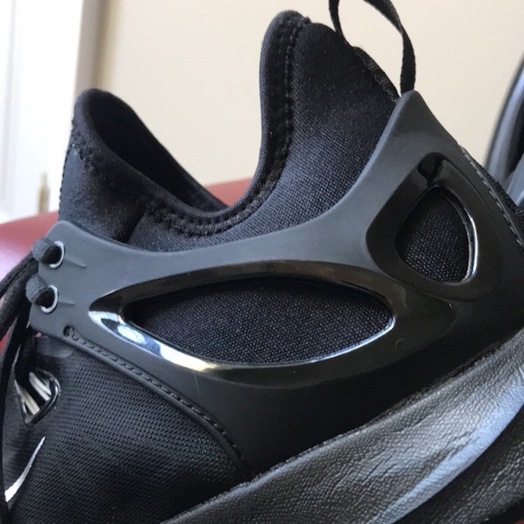 NIKE shoes - Picture 5 of 11